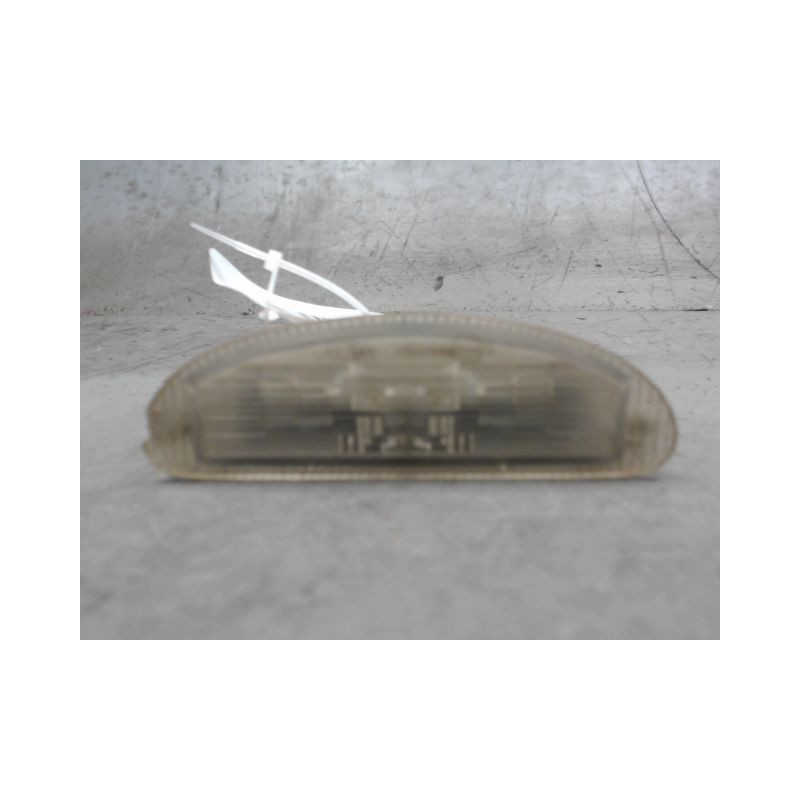 ECLAIREUR PLAQUE DE POLICE RENAULT CLIO II PH.2 01-06