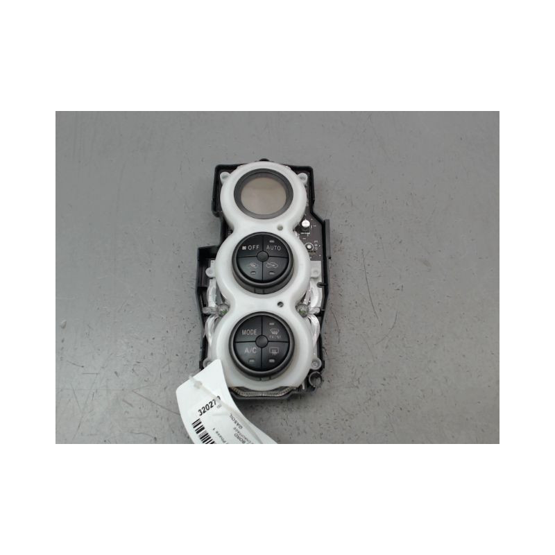 COMMANDE DE CHAUFFAGE TOYOTA YARIS II Phase 1 2005-2009
