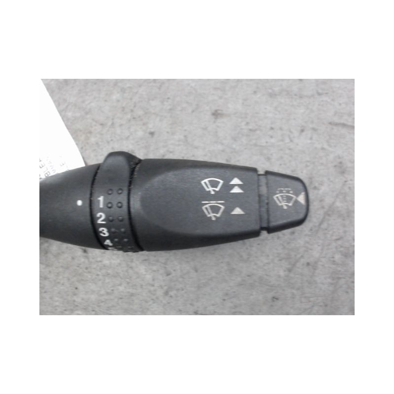 COMMANDE ESSUIE GLACE FORD FIESTA 2005-