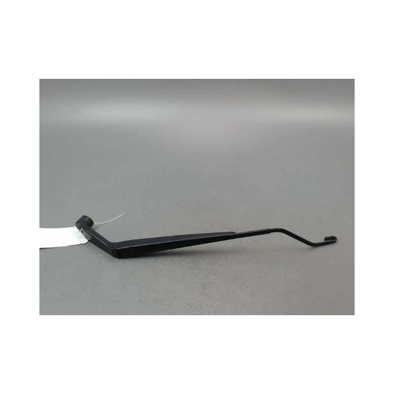 BRAS ESSUIE-GLACE AVANT DROIT SUZUKI SWIFT III 2005-2011
