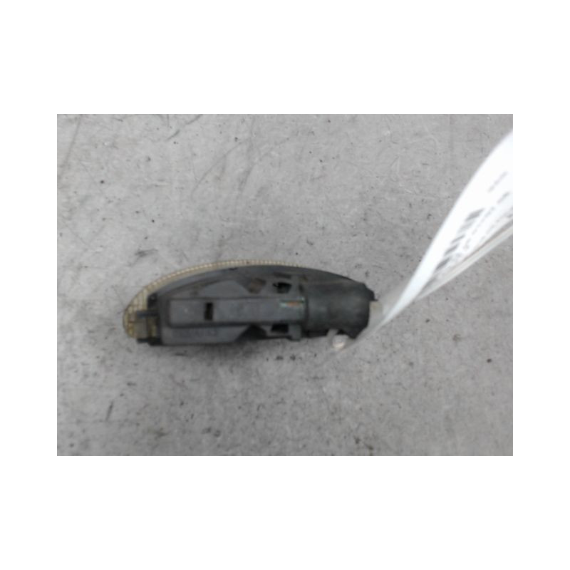 ECLAIREUR PLAQUE DE POLICE RENAULT CLIO II PH.2 01-06