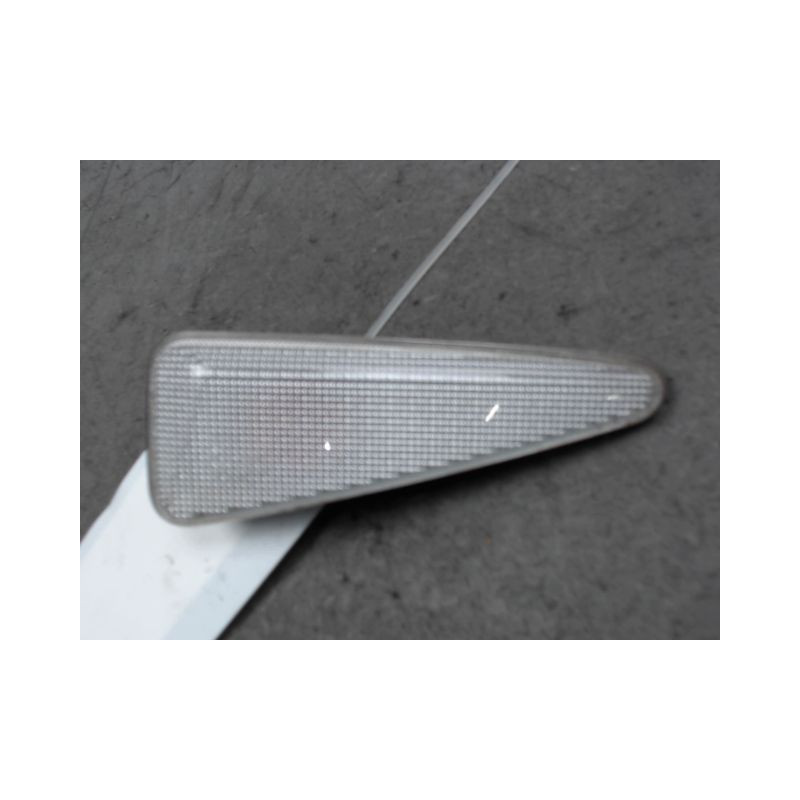 REPETITEUR AILE DROIT DACIA SANDERO 2008-
