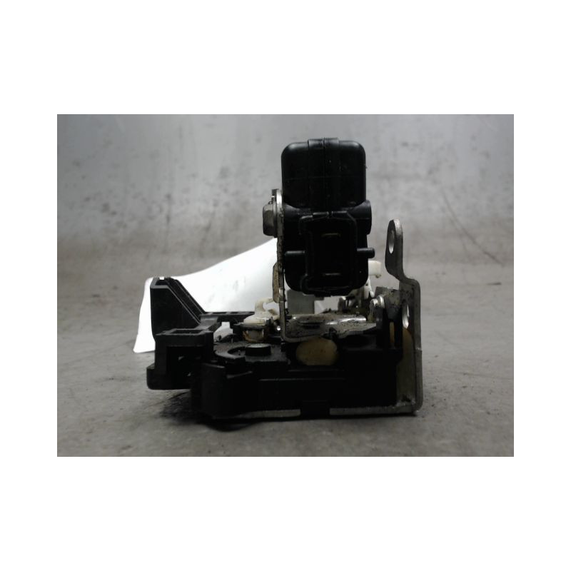 SYSTEME CONDAMNATION AVANT DROIT DACIA SANDERO 2008-