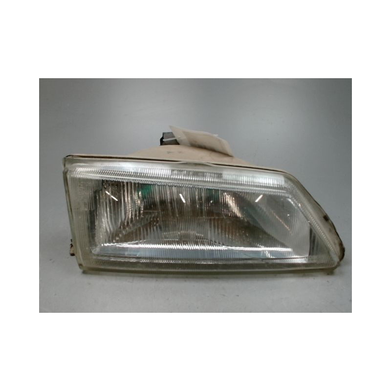 PHARE DROIT PEUGEOT 106 91-96