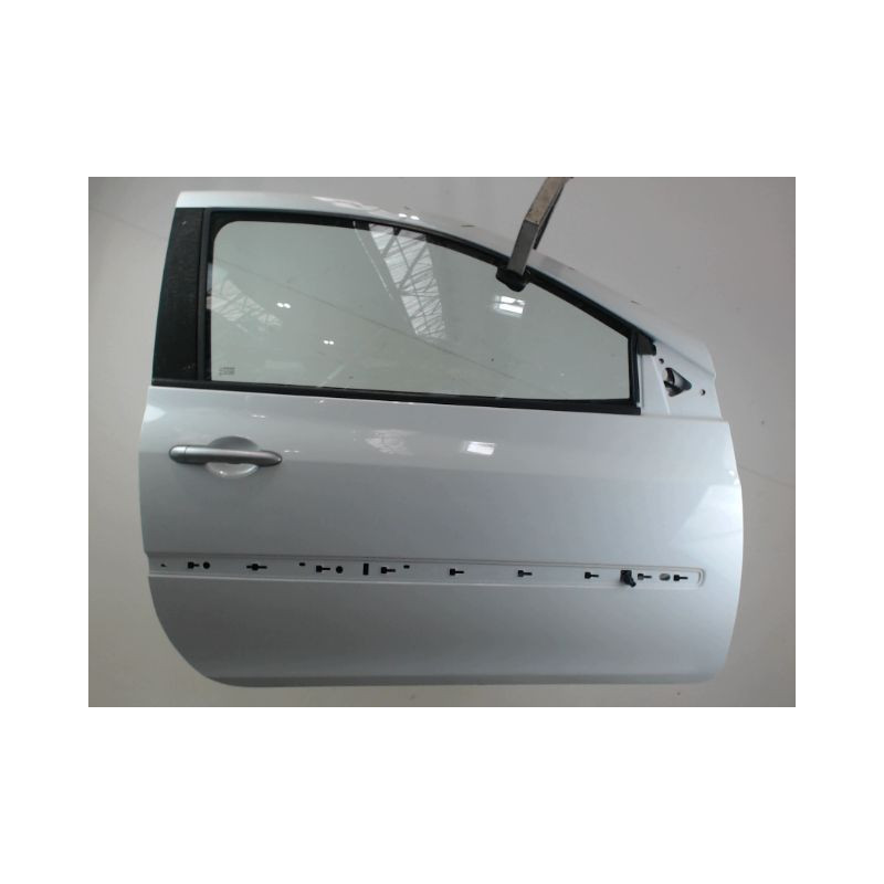 PORTE AVANT DROIT RENAULT CLIO