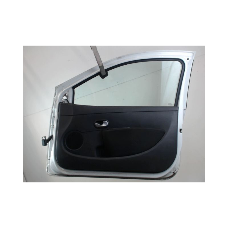 PORTE AVANT DROIT RENAULT CLIO