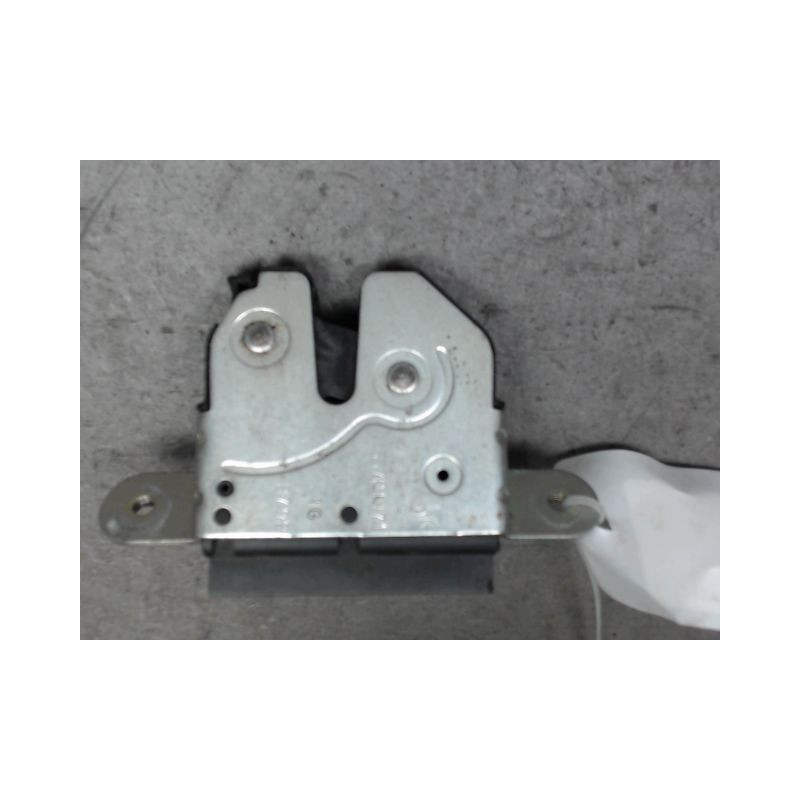 SERRURE HAYON  OPEL CORSA 2010-