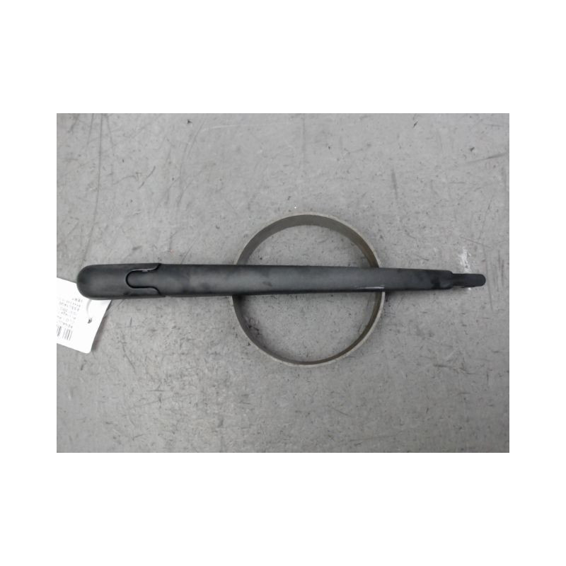 BRAS ESSUIE-GLACE ARRIERE RENAULT CLIO II PH.2 01-06