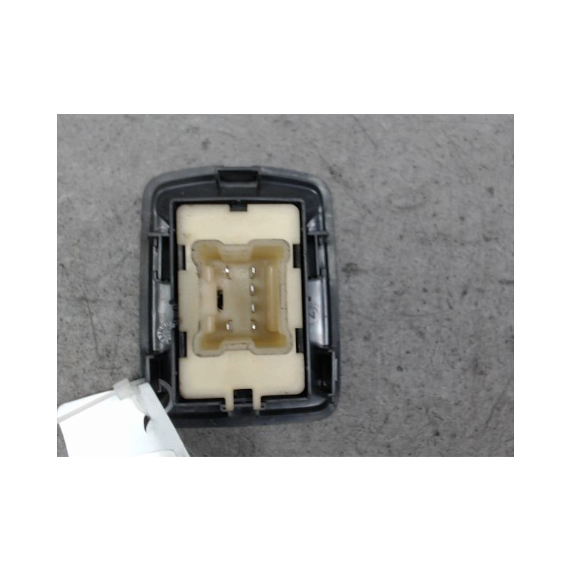 COMMANDE LEVE-GLACE PORTE ARG DACIA LODGY
