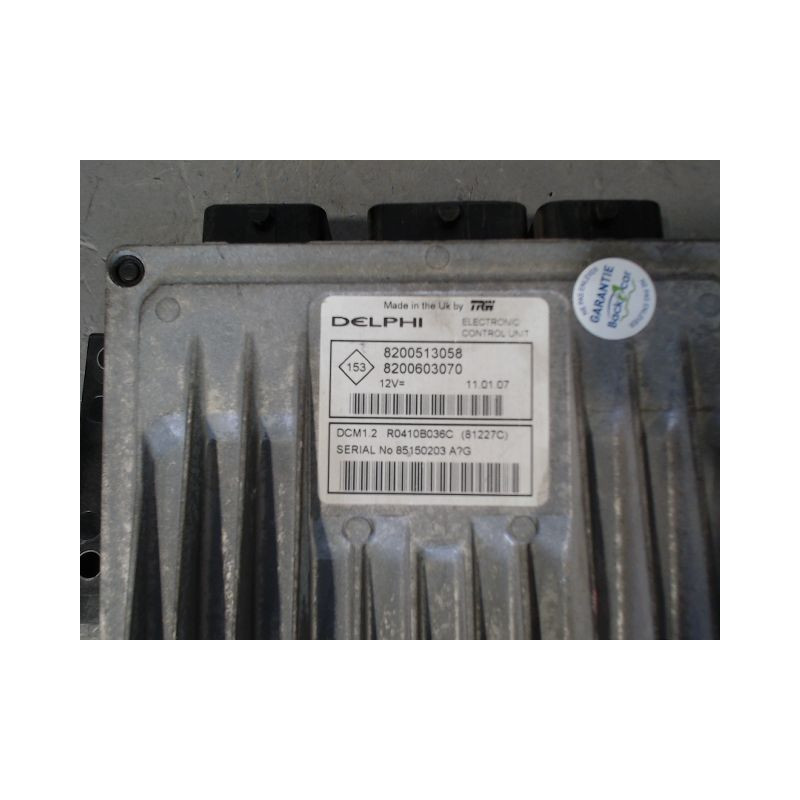 CALCULATEUR MOTEUR DACIA LOGAN MCV 2007-