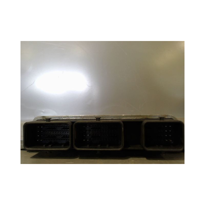 CALCULATEUR MOTEUR RENAULT CLIO III 2005-