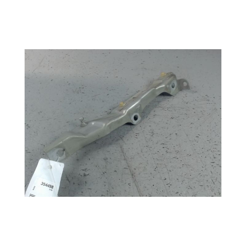 SUPPORT AILE AVG RENAULT CLIO IV