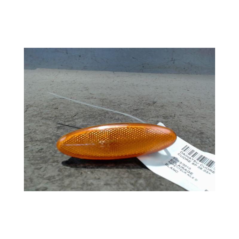 REPETITEUR AILE DROIT DAIHATSU CUORE 03-
