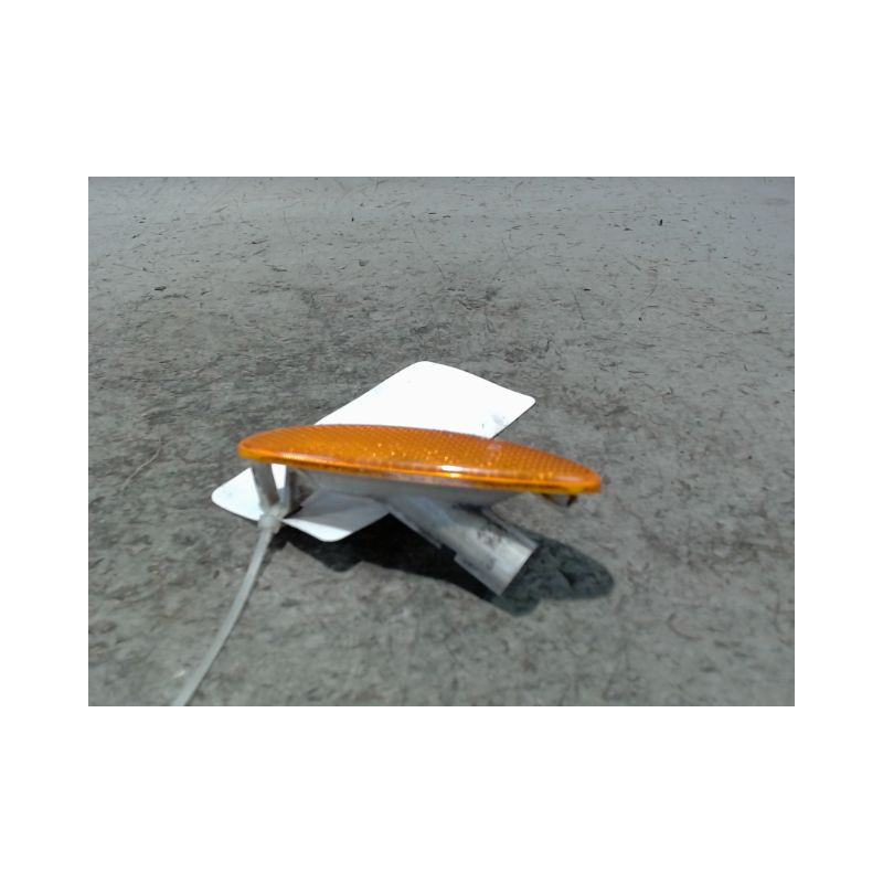 REPETITEUR AILE GAUCHE DAIHATSU CUORE 03-