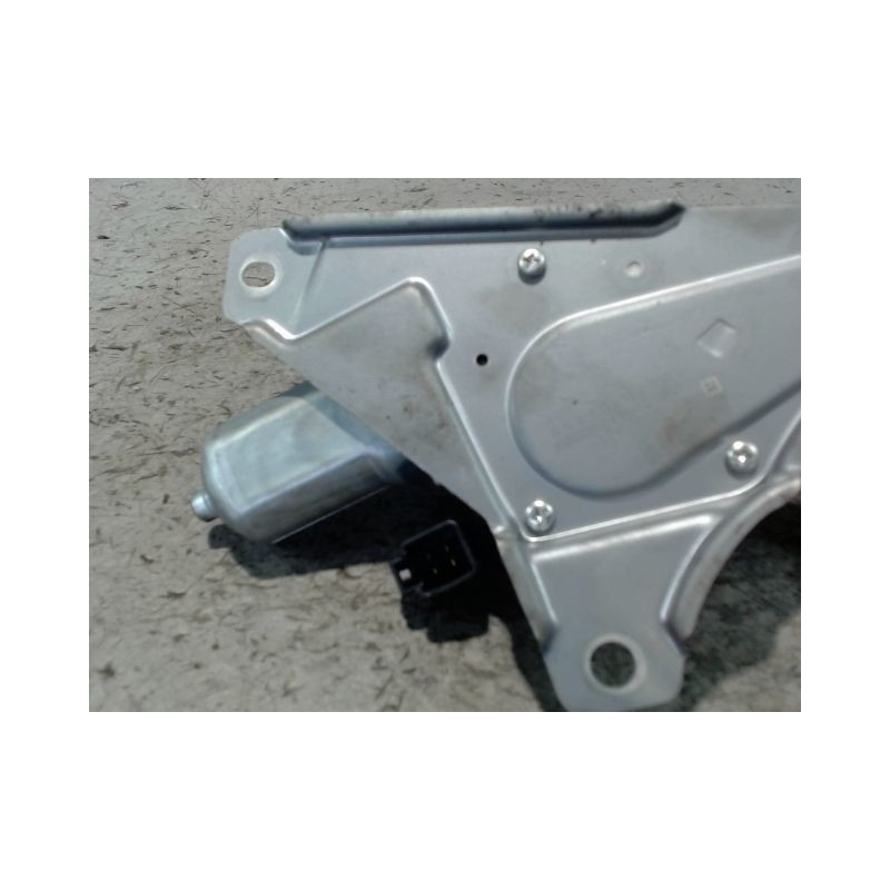 MOTEUR ESSUIE-GLACE ARRIERE DAIHATSU CUORE 03-