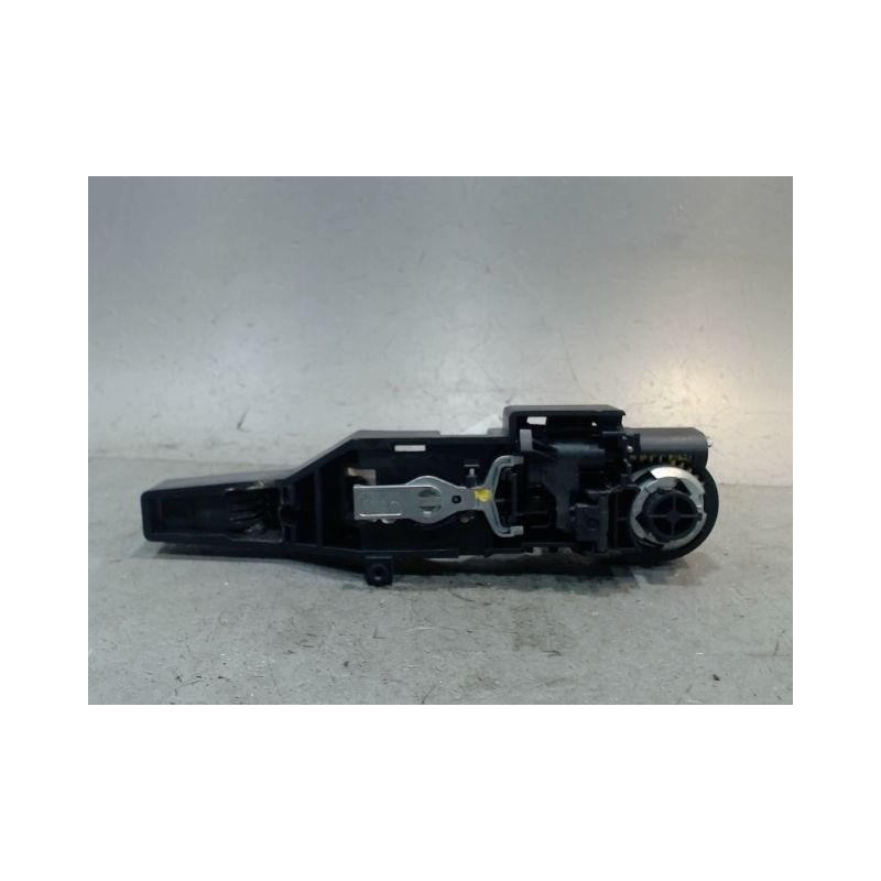 POIGNEE EXTERIEURE PORTE COULISSANTE DROIT RENAULT KANGOO