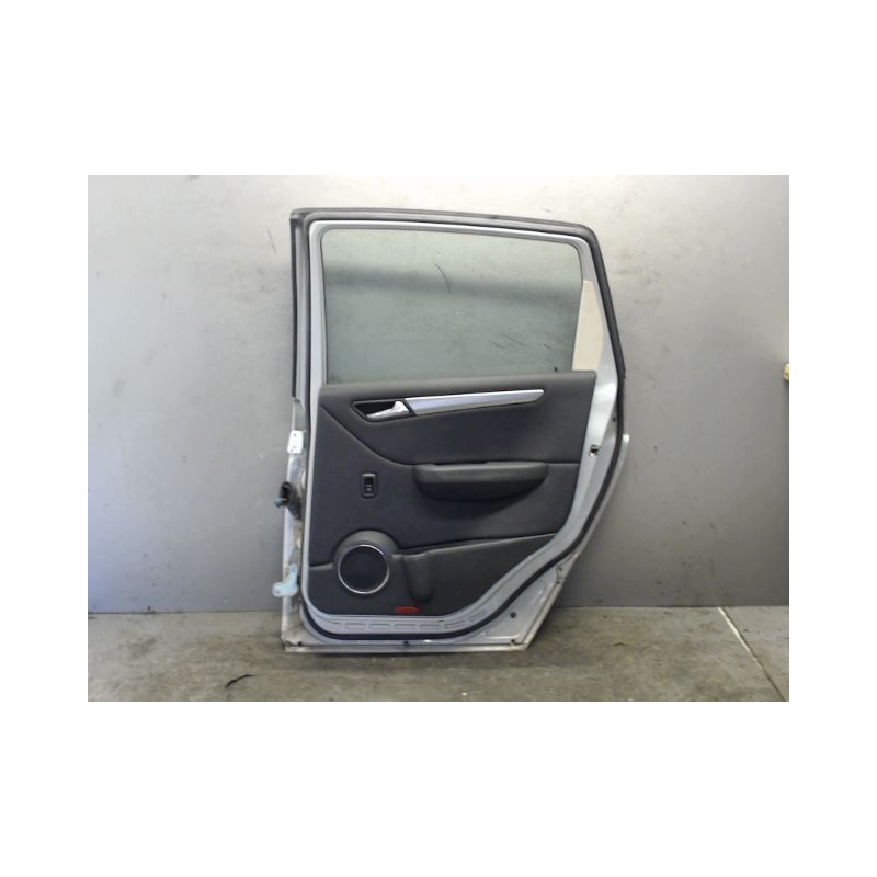 PORTE ARRIERE DROIT MERCEDES CLASSE B