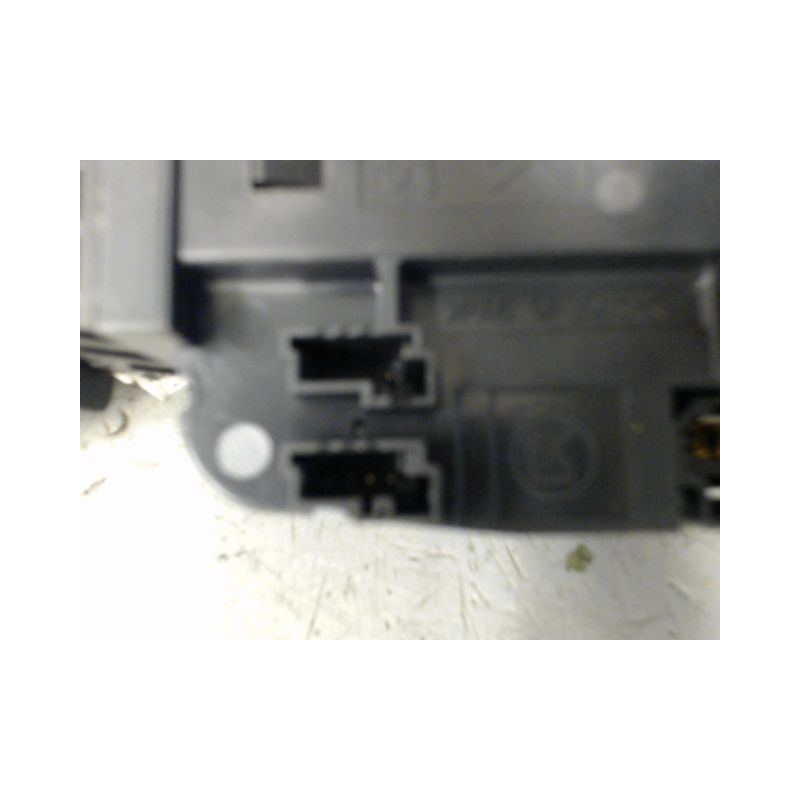 BLOC COMMODOS PEUGEOT 3008