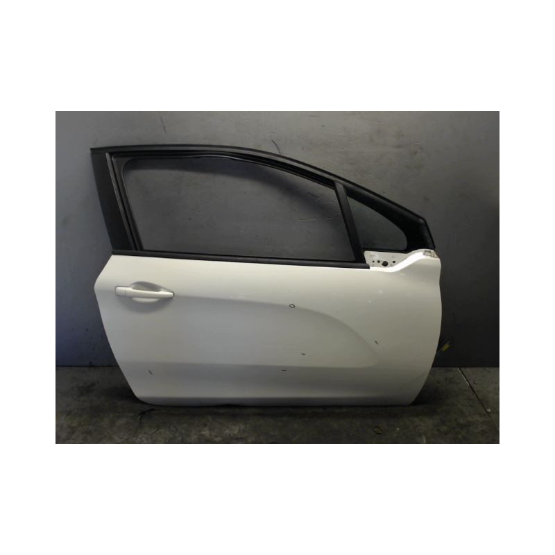 PORTE AVANT DROIT PEUGEOT 208