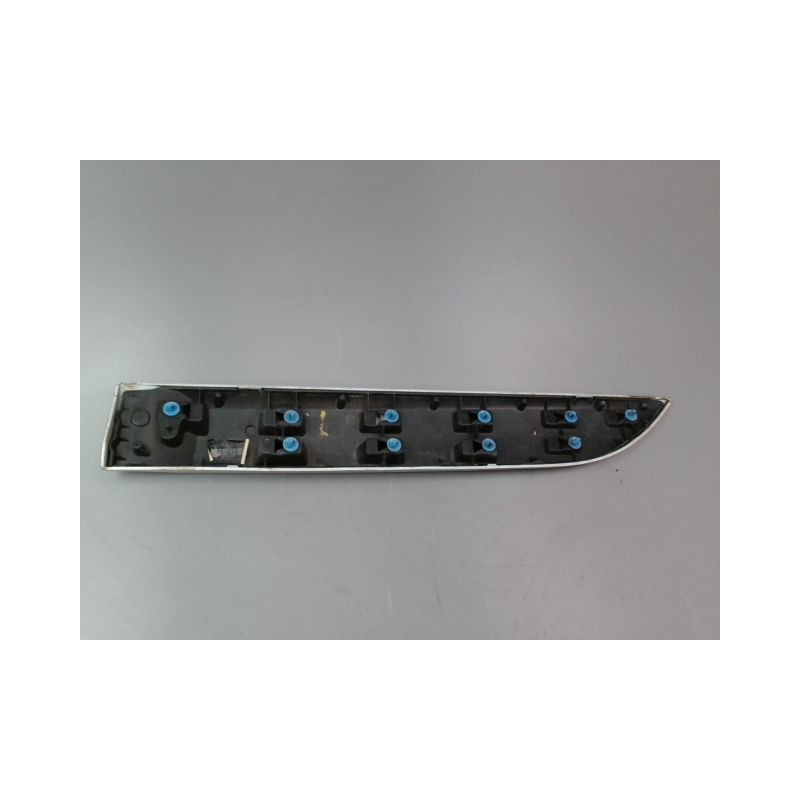 PROTECTION PORTE ARRIERE DROIT RENAULT MEGANE BREAK III Phase 3 2013-...