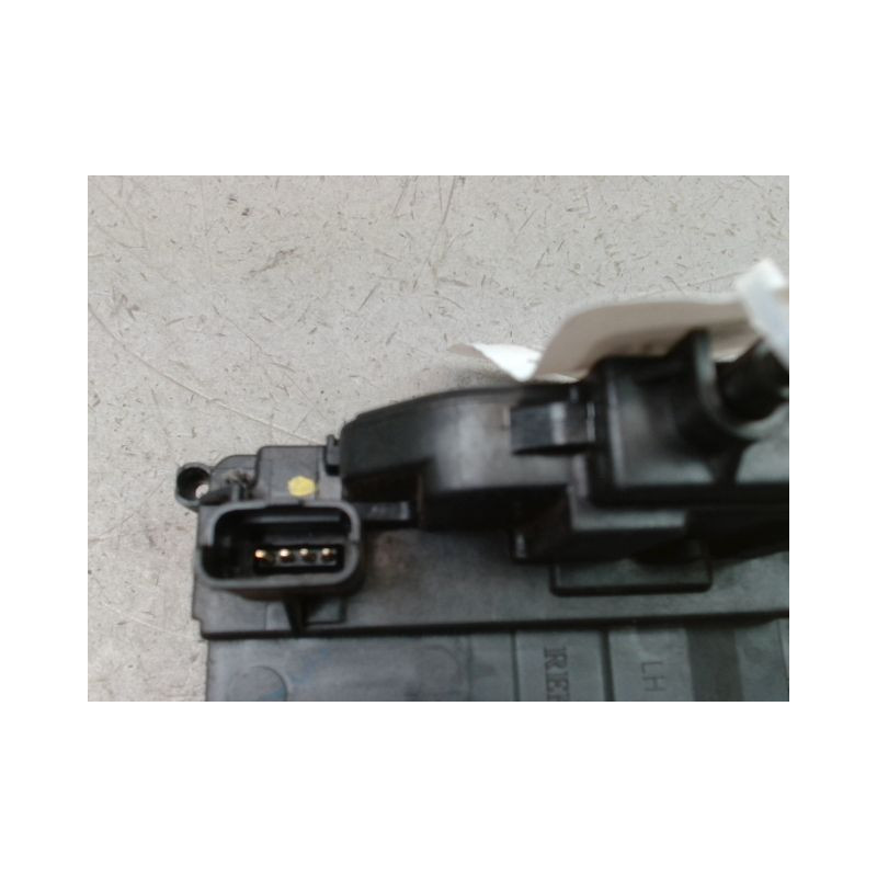 SYSTEME CONDAMNATION AVANT GAUCHE RENAULT CLIO III Phase 2 2009-2014