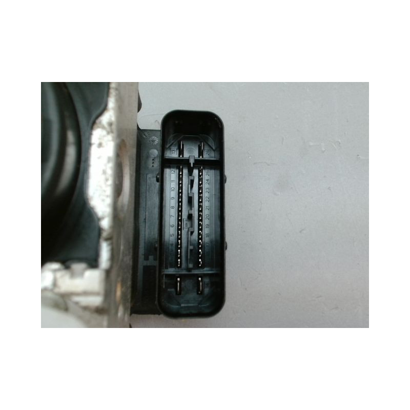 UNITE HYDRAULIQUE ABS TOYOTA YARIS 2005-