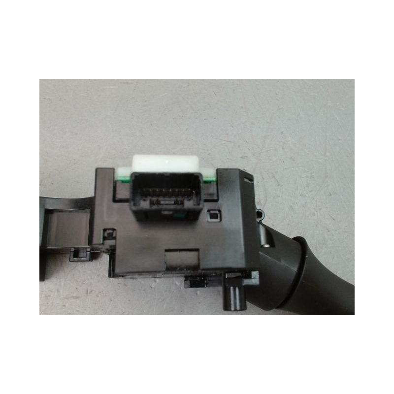 BLOC COMMODOS NISSAN MICRA 2009-
