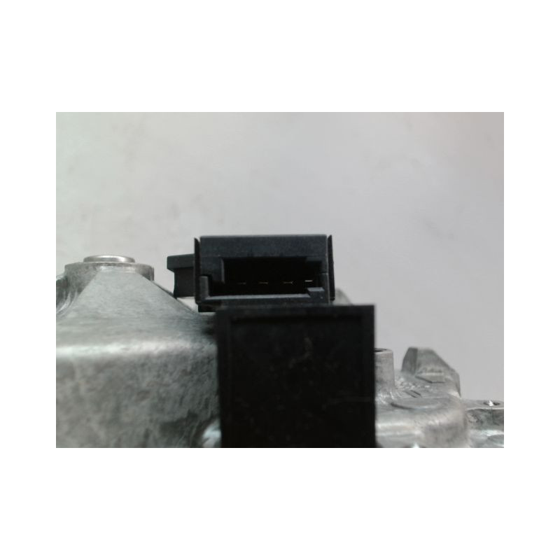 MOTEUR ESSUIE-GLACE ARRIERE OPEL CORSA IV Phase 2 (D) 2011-2015