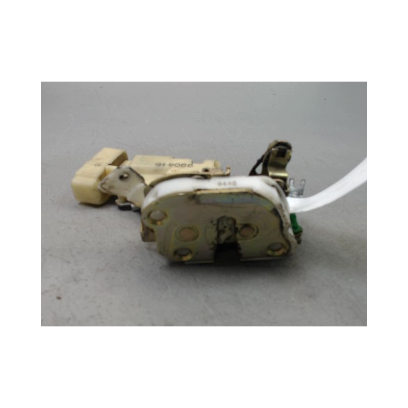 SYSTEME CONDAMNATION AVANT GAUCHE TOYOTA YARIS I Phase 1 1999-2003
