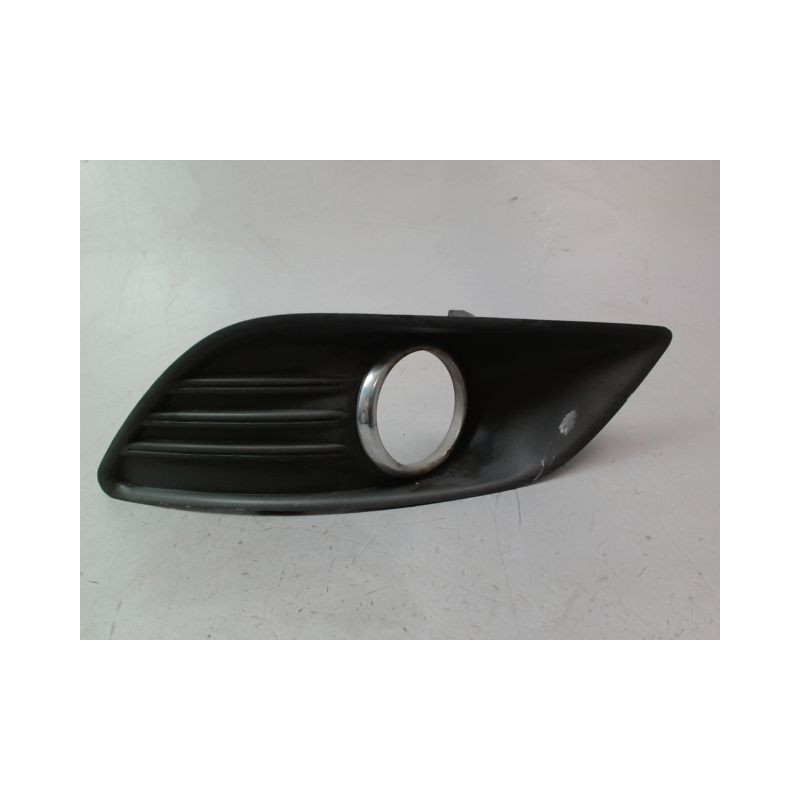 ENJOLIVEUR PARE-CHOC AVD FORD FOCUS SW II Phase 2 2008-2010