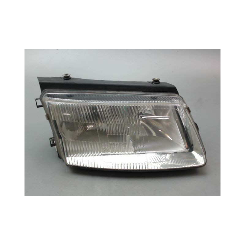 PHARE DROIT VOLKSWAGEN PASSAT BERL. IV Phase 1 (3B) 1996-2000