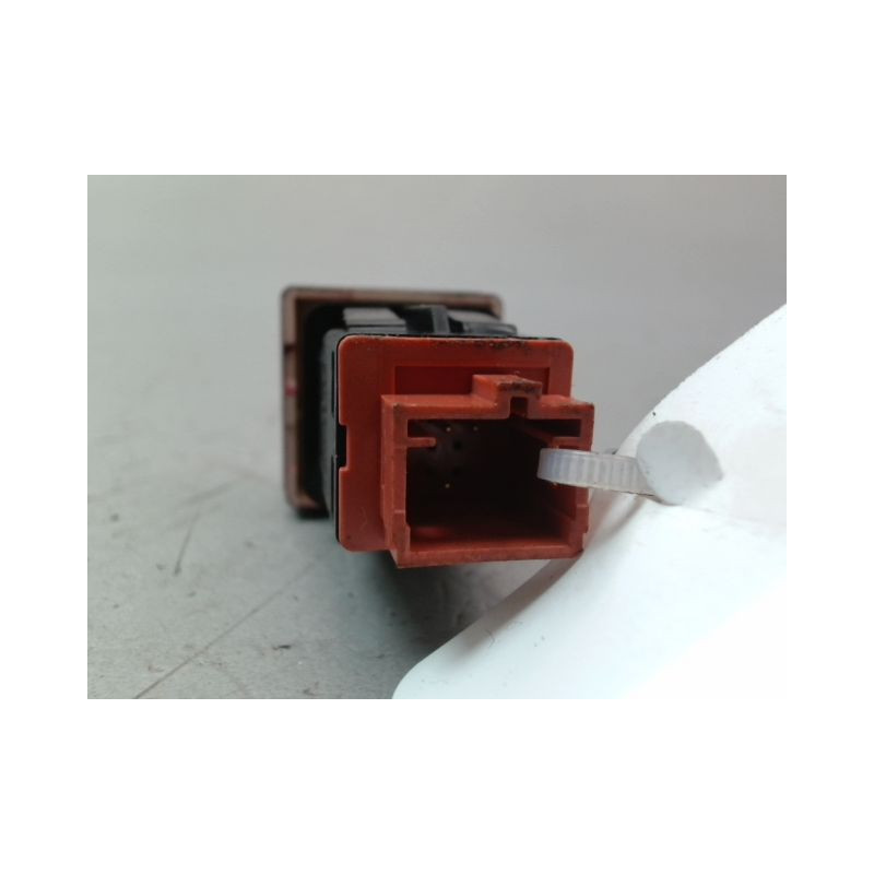 BOUTON DE WARNING PEUGEOT PARTNER BREAK II Phase 2 (B9) 2012-...