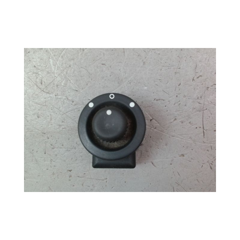 COMMANDE RETROVISSEUR EXTERIEUR ELECTRIQUE RENAULT CLIO II Phase 2 2001-2006