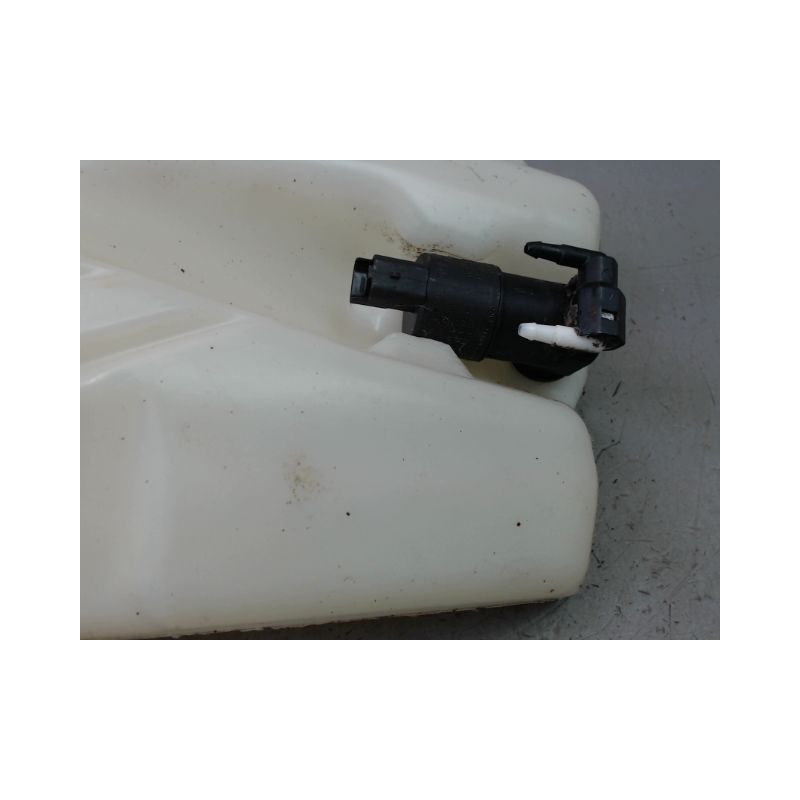 RESERVOIR LAVE-GLACE AVANT RENAULT LAGUNA II Phase 2 2005-2007