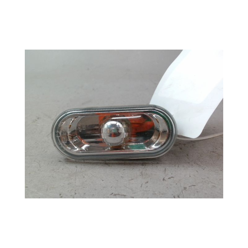 REPETITEUR AILE GAUCHE VOLKSWAGEN POLO IV Phase 1 (9N) 2002-2005