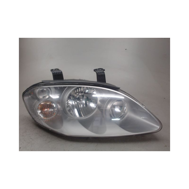 PHARE DROIT SSANGYONG STAVIC