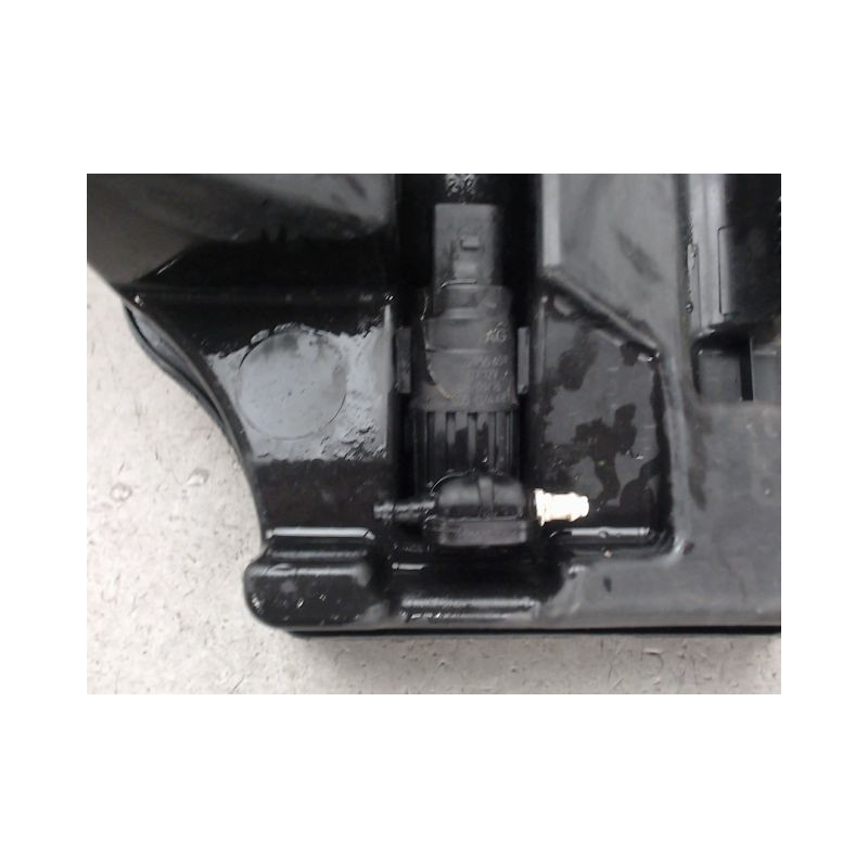 RESERVOIR LAVE-GLACE AVANT SKODA FABIA
