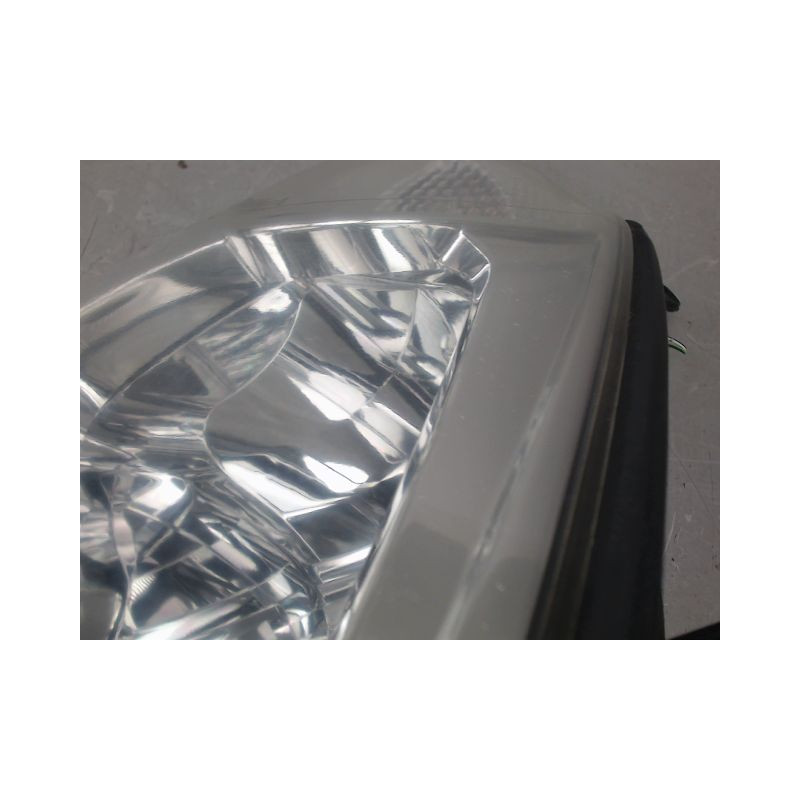 PHARE DROIT TOYOTA RAV4