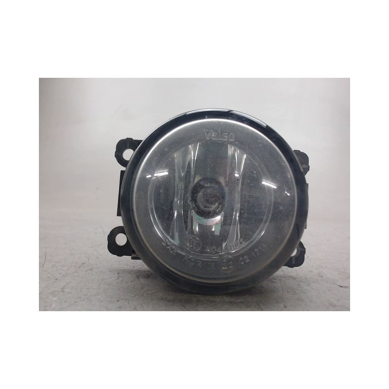 PHARE ANTIBROUILLARD AVANT DROIT SUZUKI SWIFT