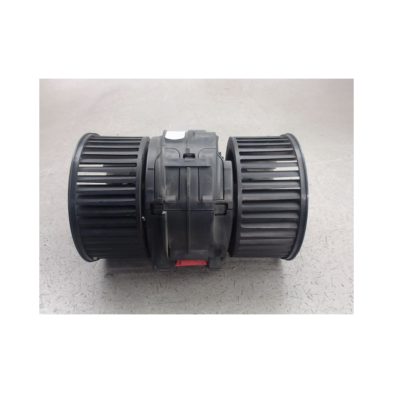 MOTEUR VENTILATEUR CHAUFFAGE RENAULT MEGANE