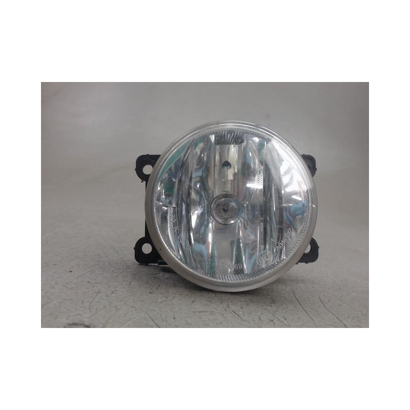 PHARE ANTIBROUILLARD AVANT DROIT PEUGEOT 208