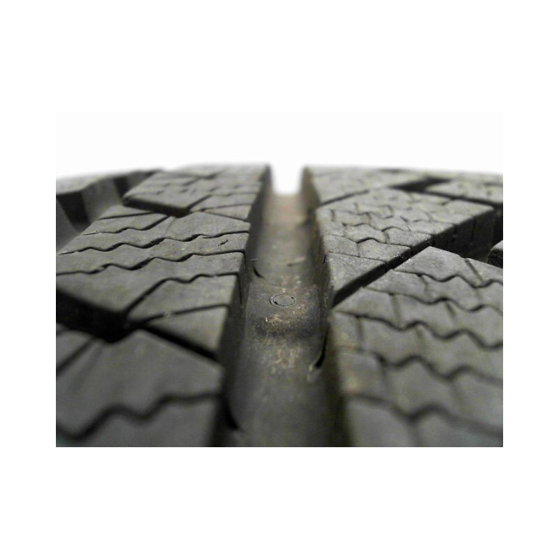 Pneu CONTINENTAL WINTERCONTACT TS850P 215 45 17 91 V