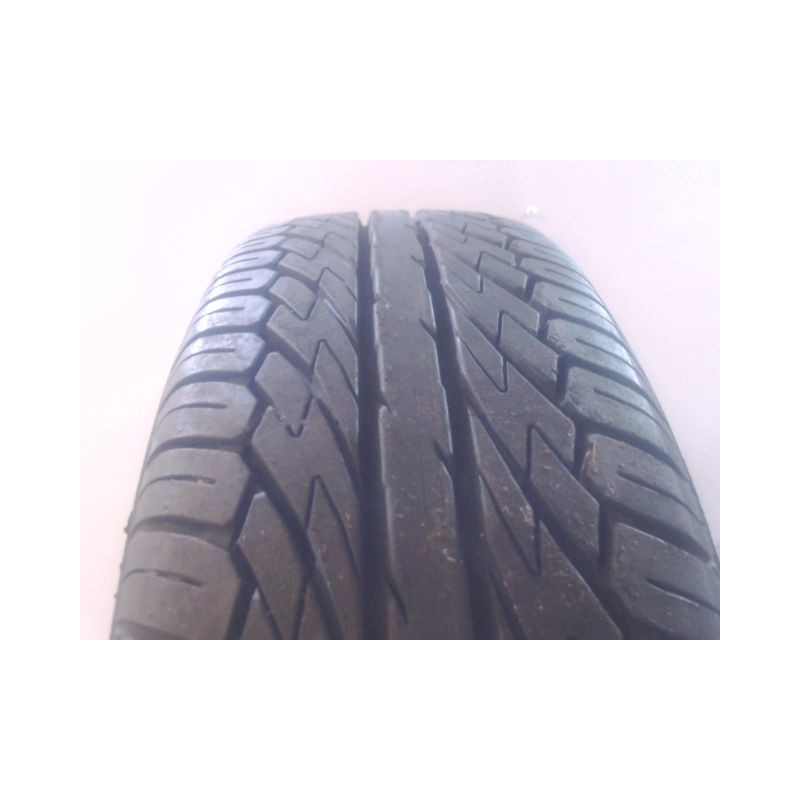 Pneu DUNLOP SP SPORT 300 175 60 15 81 H