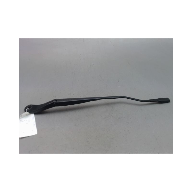 BRAS ESSUIE-GLACE AVANT GAUCHE DACIA SANDERO 2008-