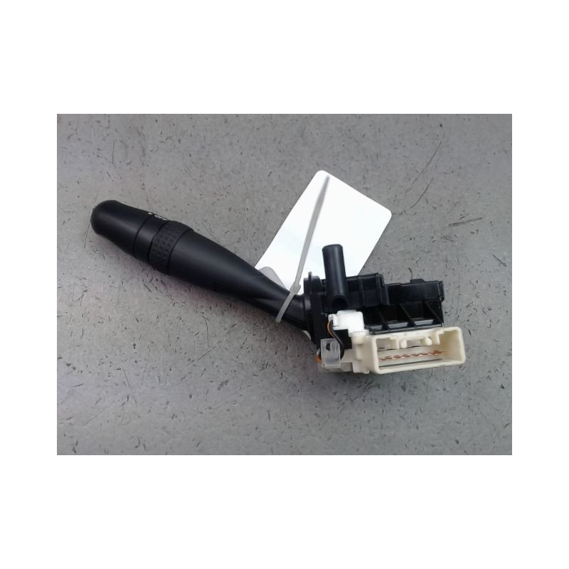 COMMANDE ECLAIRAGE SUZUKI SPLASH 2008-2012