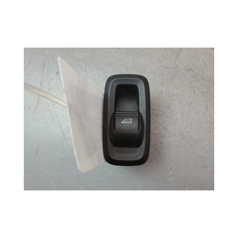COMMANDE LEVE-GLACE PORTE AVD FORD FIESTA VI Phase 1 2008-2012
