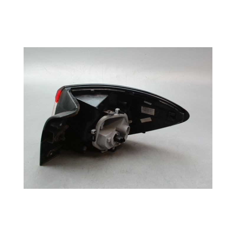 FEU ARRIERE GAUCHE  RENAULT CAPTUR Phase 1 2013-...