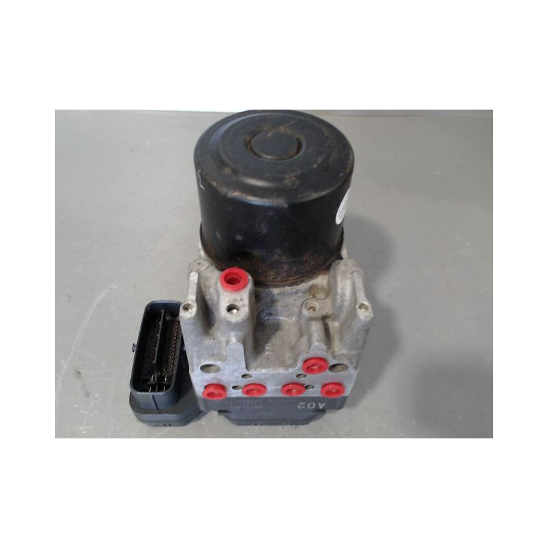 UNITE HYDRAULIQUE ABS MITSUBISHI L200
