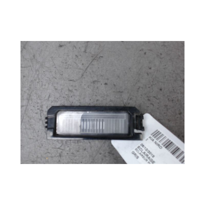 ECLAIREUR PLAQUE DE POLICE DROIT KIA NIRO