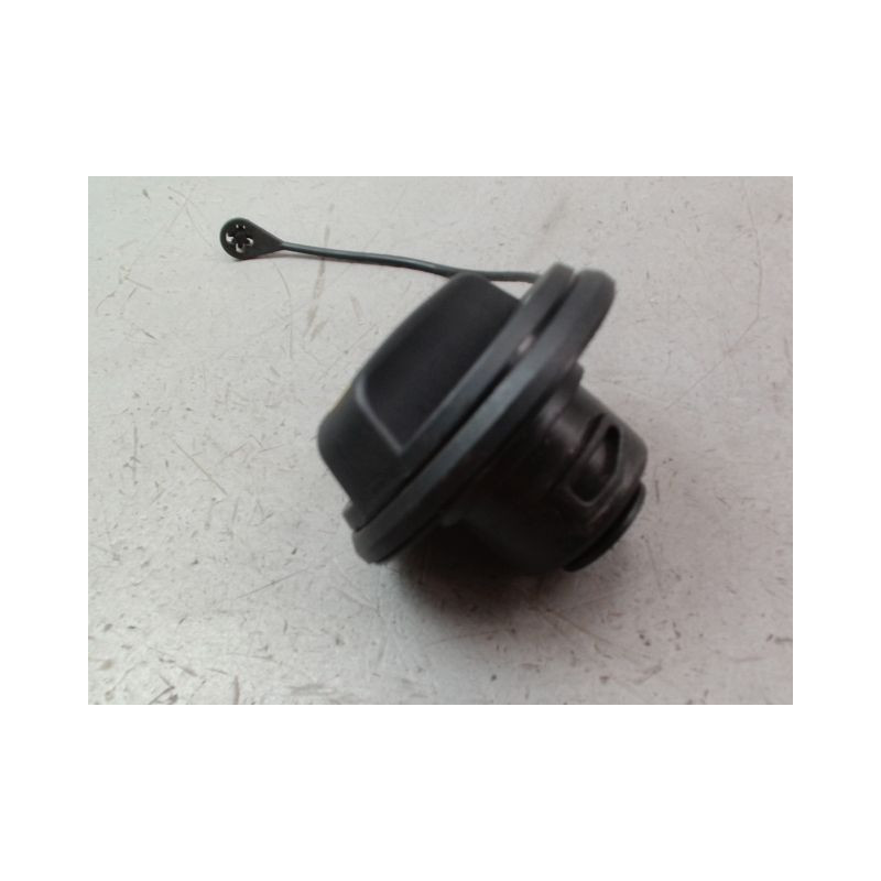 BOUCHON RESERVOIR A CARBURANT FORD CMAX MONOSP. I Phase 2 2007-2010
